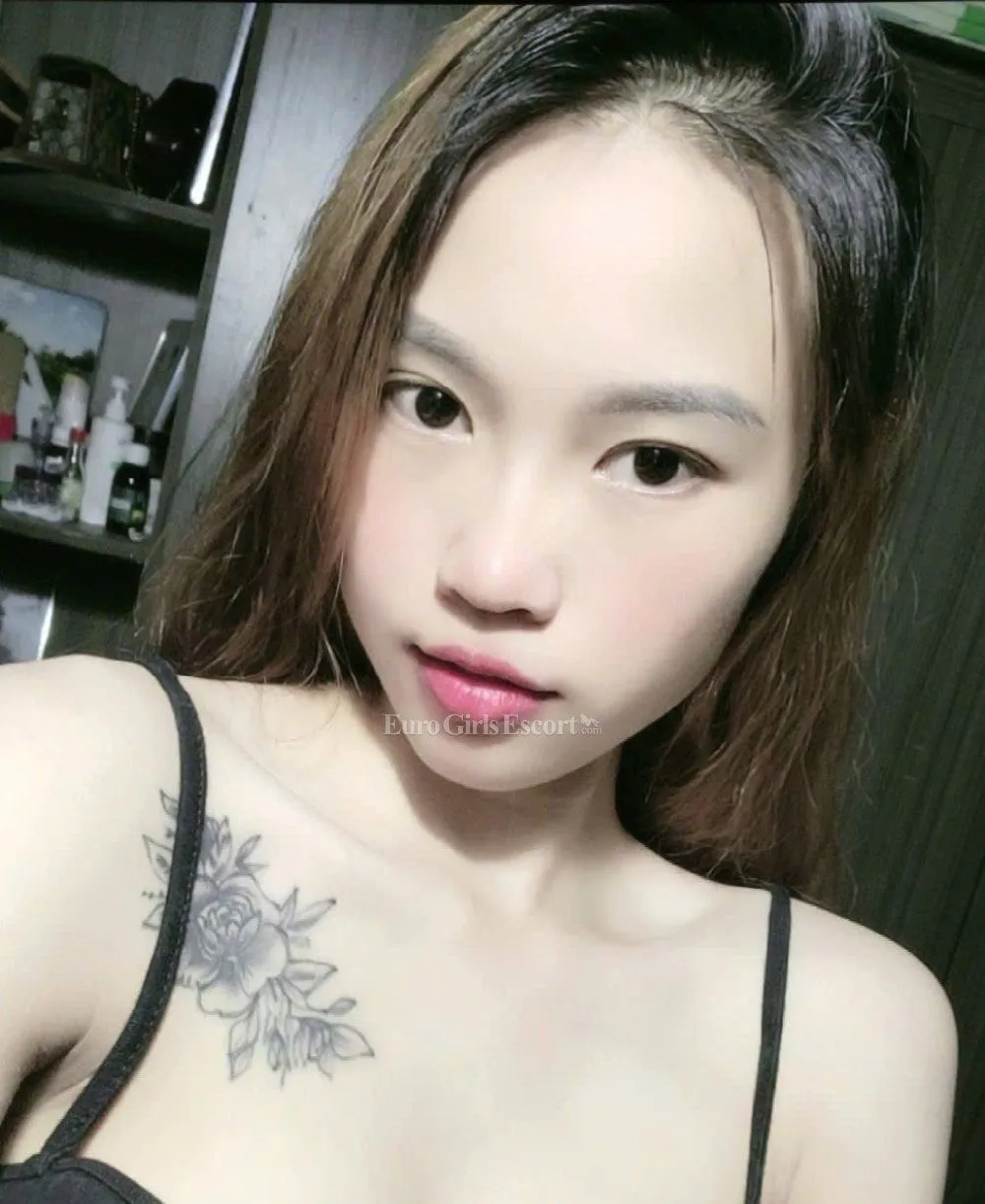 Linda photo 1