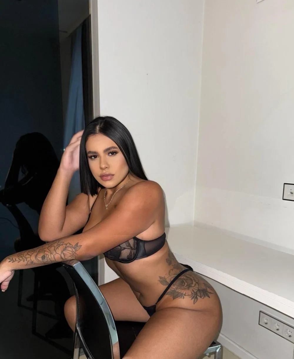 Giulia Gabrielle photo 2